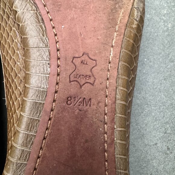 Tory Burch Womens Flat Shoes Olive Green Snake Skin Ballet Flats SIZE 8.5M - Picture 7 of 10